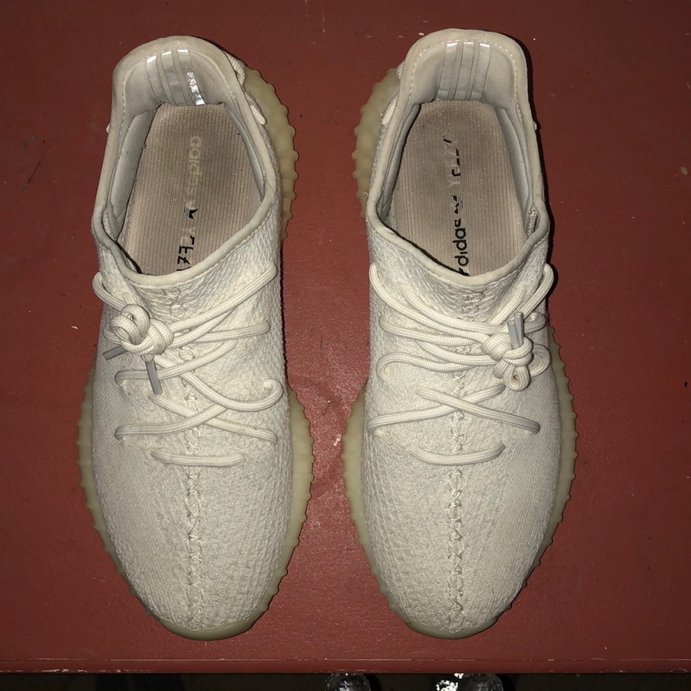 Cream white yeezy boost 350 v2
